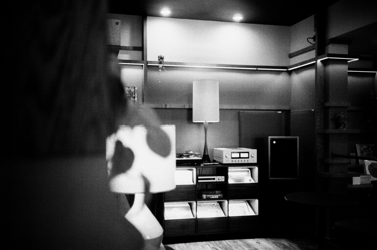 Interior wall photo of Dedo Coffee's inspiring design